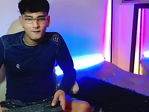 Valentin peach online show from September 10, 10:53 pm