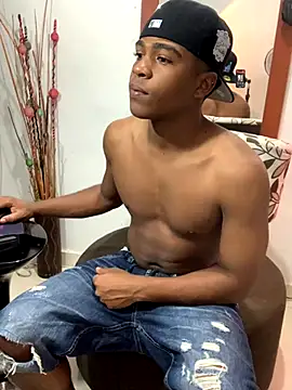 Snapshot of DEMOND_333 chatting on September 18, 2:53 pm DEMOND 333 online show from September 18, 2:53 pm