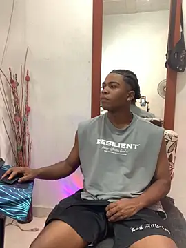 Snapshot of DEMOND_333 chatting on October 4, 1:01 pm DEMOND 333 online show from October 4, 1:01 pm