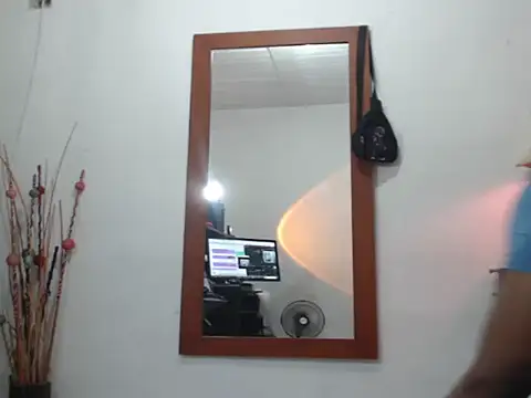 Snapshot of DEMOND_333 chatting on September 9, 12:58 pm DEMOND 333 online show from September 9, 12:58 pm