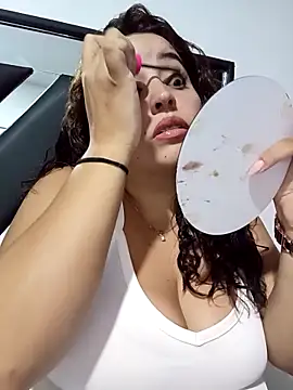LoanaSantos online show from October 8, 9:48 pm