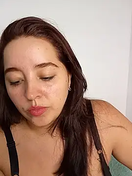 LoanaSantos online show from October 27, 9:49 pm