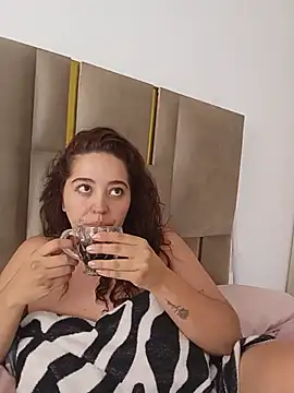 LoanaSantos online show from June 28, 12:33 pm