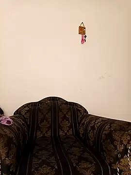 Liahdiaz  online show from September 26, 12:45 pm