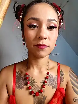 Liahdiaz  online show from October 4, 3:19 am