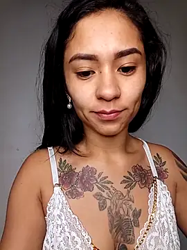 Liahdiaz  online show from December 15, 1:17 pm