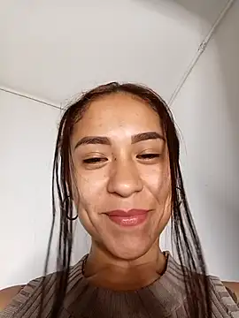 Liahdiaz  online show from November 19, 5:13 pm