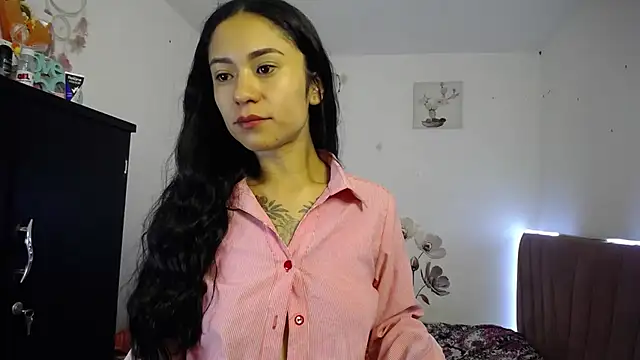 Snapshot of Liahdiaz_ chatting on July 16, 1:41 pm Liahdiaz online show from July 16, 1:41 pm