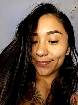 Liahdiaz  online show from March 13, 4:01 pm