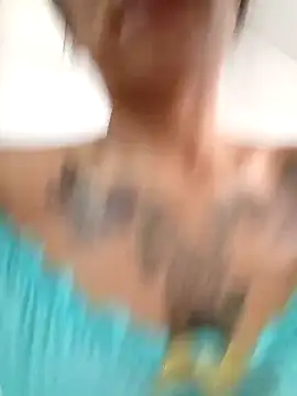 Liahdiaz  online show from October 18, 2:08 pm