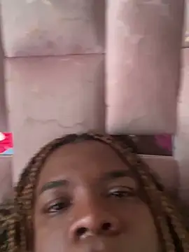 LicyEvans1 online show from March 10, 9:30 pm