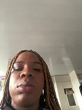 LicyEvans1 online show from February 27, 9:36 pm