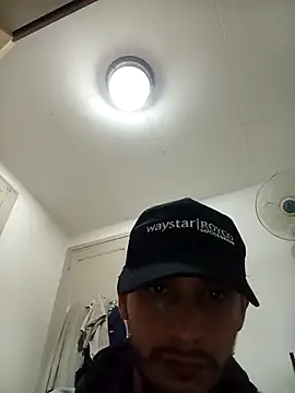 Snapshot of Juandavidbolivar chatting on November 8, 12:14 am Juandavidbolivar online show from November 8, 12:14 am