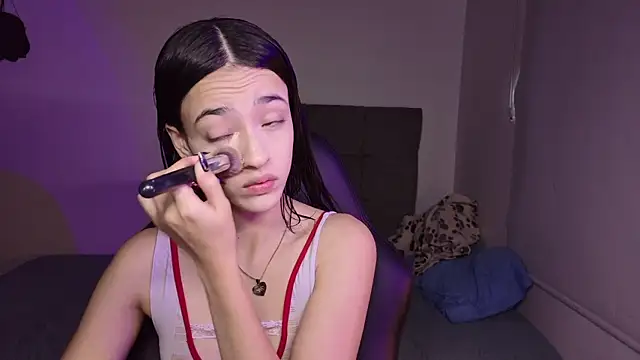 miIa bratz online show from July 18, 9:56 pm