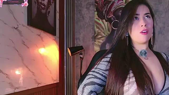 sarawolff online show from March 14, 4:40 am