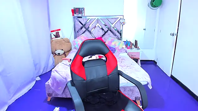 Luna Analya online show from March 31, 4:47 am