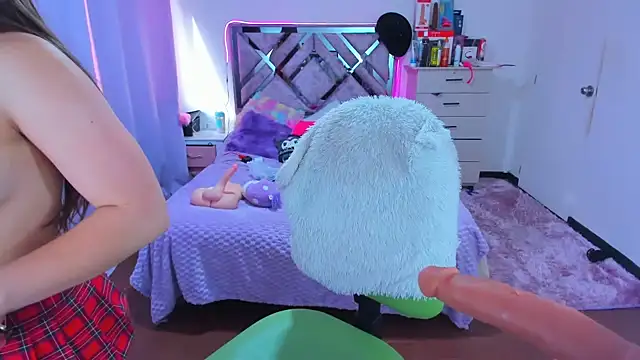 Snapshot of Luna_Analya chatting on November 5, 12:30 pm Luna Analya online show from November 5, 12:30 pm