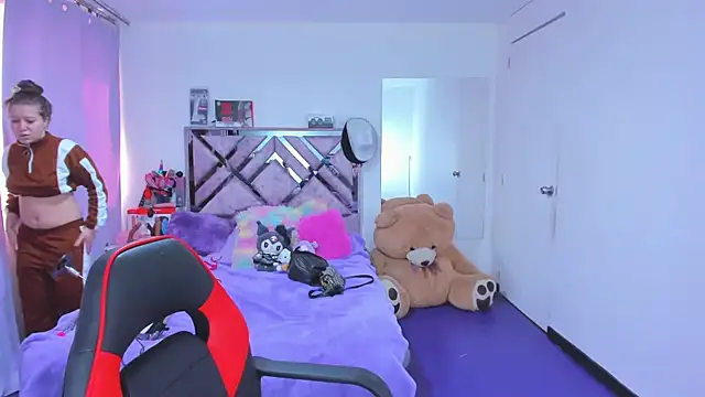 Snapshot of Luna_Analya chatting on February 11, 2:06 pm Luna Analya online show from February 11, 2:06 pm