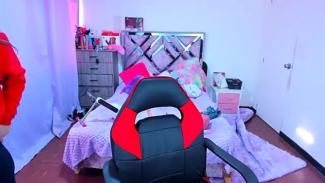 Luna Analya online show from December 15, 12:55 pm