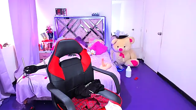 Snapshot of Luna_Analya chatting on February 26, 3:56 pm Luna Analya online show from February 26, 3:56 pm