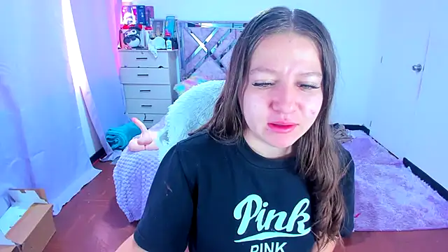 Snapshot of Luna_Analya chatting on October 24, 1:10 pm Luna Analya online show from October 24, 1:10 pm