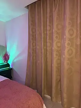 Vicky Saidi online show from April 5, 11:06 am