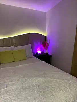 Vicky Saidi online show from December 20, 10:29 am