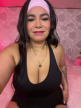 Vicky Saidi online show from April 29, 10:30 am