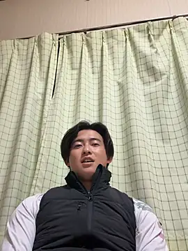 shoma2003 online show from March 7, 11:38 am