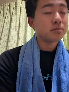 Snapshot of shoma2003 chatting on January 15, 1:25 pm shoma2003 online show from January 15, 1:25 pm