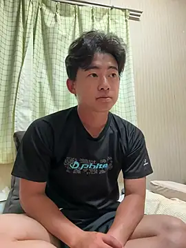 Snapshot of shoma2003 chatting on July 19, 2:14 pm shoma2003 online show from July 19, 2:14 pm