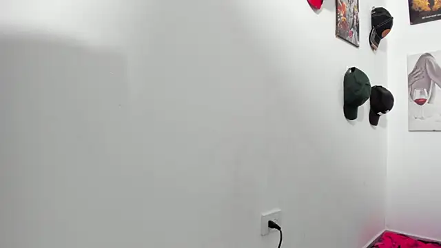 Rihanna hotx online show from February 26, 5:18 am