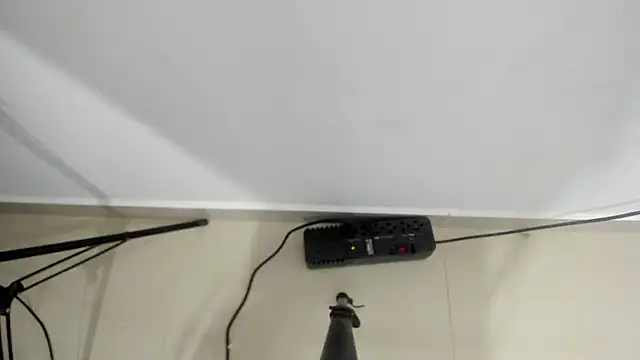 Rihanna hotx online show from December 19, 2:59 am