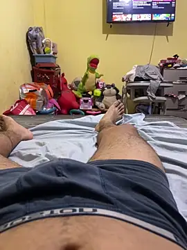 Luisfenaso online show from February 7, 3:25 am