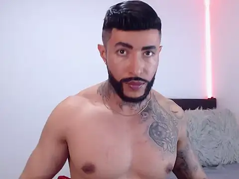 Snapshot of andrea_de_lucaa chatting on October 23, 3:49 am andrea de lucaa online show from October 23, 3:49 am