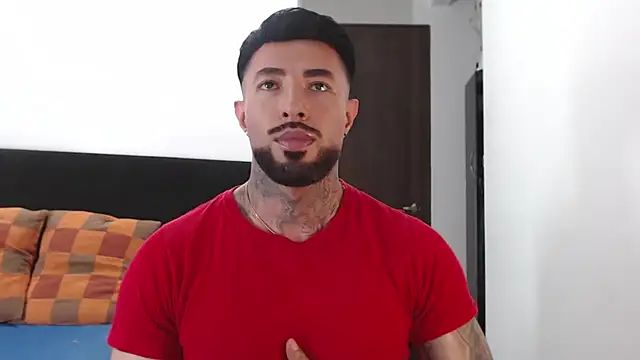 Snapshot of andrea_de_lucaa chatting on July 13, 2:11 am andrea de lucaa online show from July 13, 2:11 am