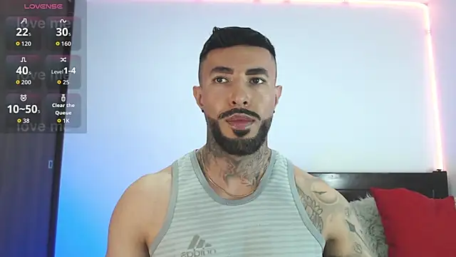 andrea de lucaa online show from April 2, 3:35 am