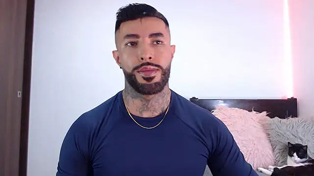 andrea de lucaa online show from January 17, 4:16 am