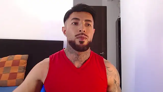 Snapshot of andrea_de_lucaa chatting on July 15, 4:19 am andrea de lucaa online show from July 15, 4:19 am