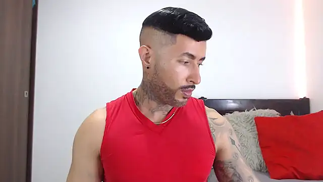 andrea de lucaa online show from February 12, 3:17 am