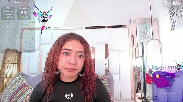 megannherrera online show from April 20, 7:37 pm