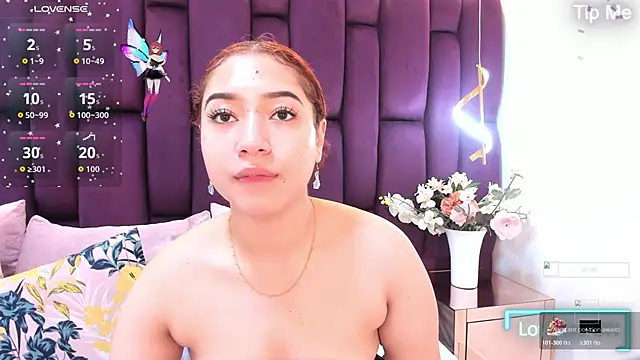 megannherrera online show from October 27, 11:55 am