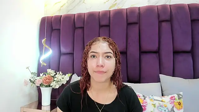 Snapshot of megannherrera chatting on October 9, 12:06 pm megannherrera online show from October 9, 12:06 pm