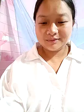 Snapshot of girl-babi chatting on July 20, 3:36 am girl-babi online show from July 20, 3:36 am
