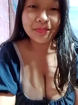 Snapshot of girl-babi chatting on June 26, 3:34 am girl-babi online show from June 26, 3:34 am