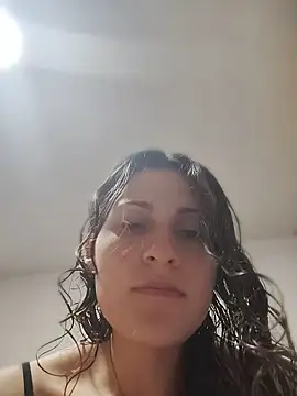 Snapshot of lindasyt chatting on June 14, 12:51 am lindasyt online show from June 14, 12:51 am