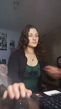 lindasyt online show from February 27, 2:34 am