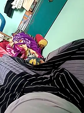 maddy3108 online show from September 15, 5:52 am