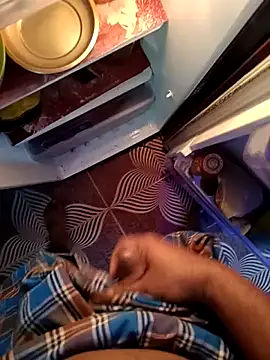 maddy3108 online show from November 26, 6:13 am