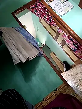 maddy3108 online show from December 15, 6:52 am